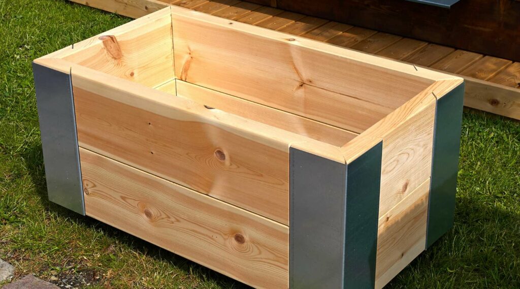 wooden planter box ideas