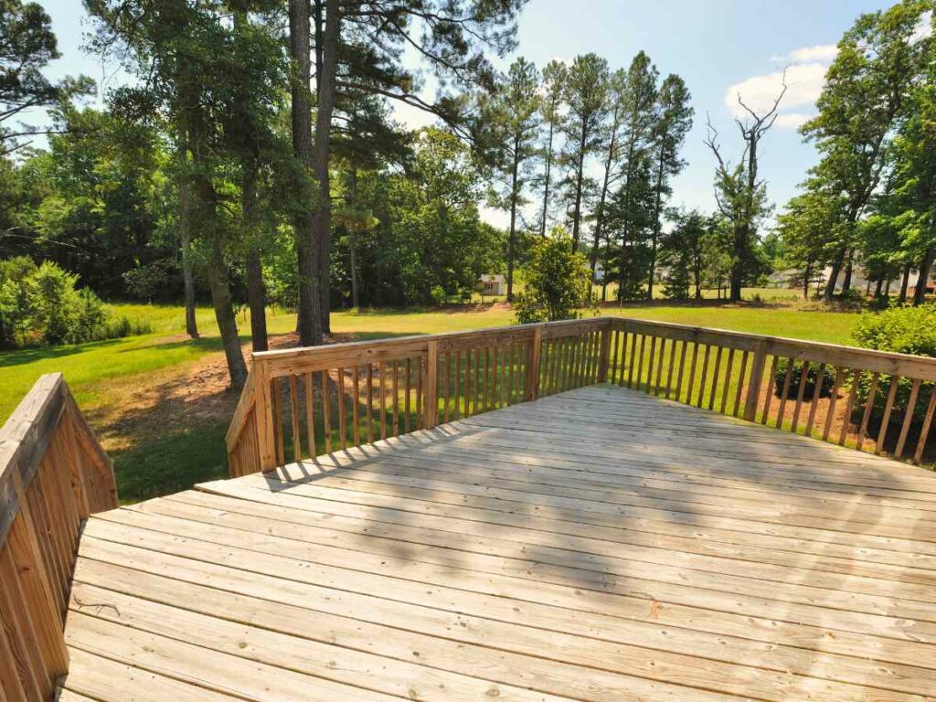 How To Clean Pollen Off Your Deck And Porch Ways, Tips And Cleaners Home And Hues