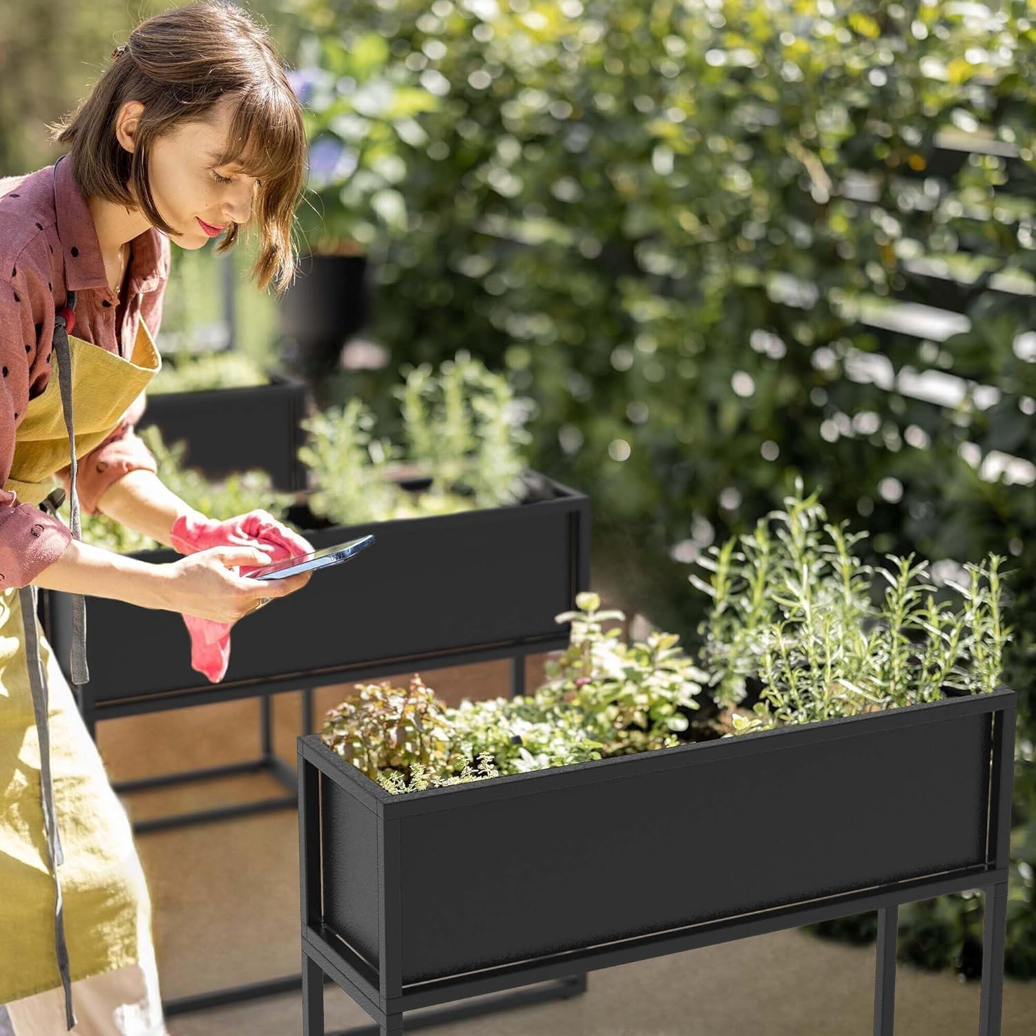 Standing indoor planter box.